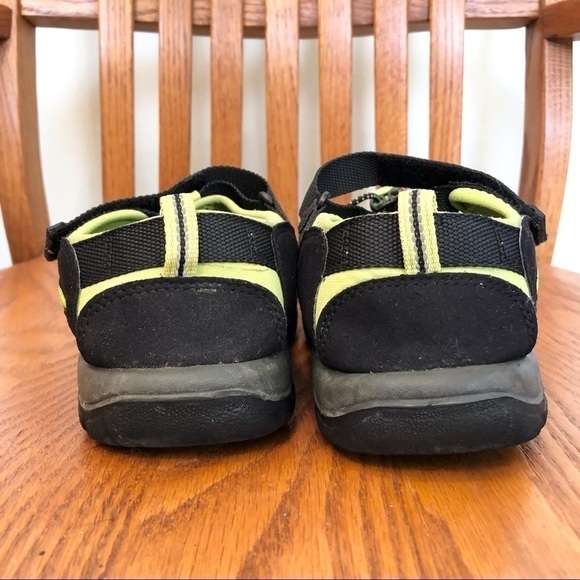 ๐ 6/$60, Keen, Little Boys Sandals, Black/Green, Velcro Straps, Size 6 - Picture 4 of 10
